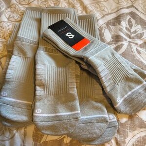 Men's Strideline socks, NEVER WORN 4 pr for $24.00